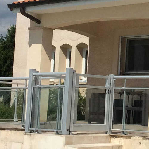 portillon terrasse aluminium verre