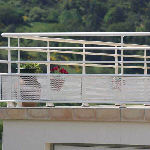 rambarde perforee aluminium